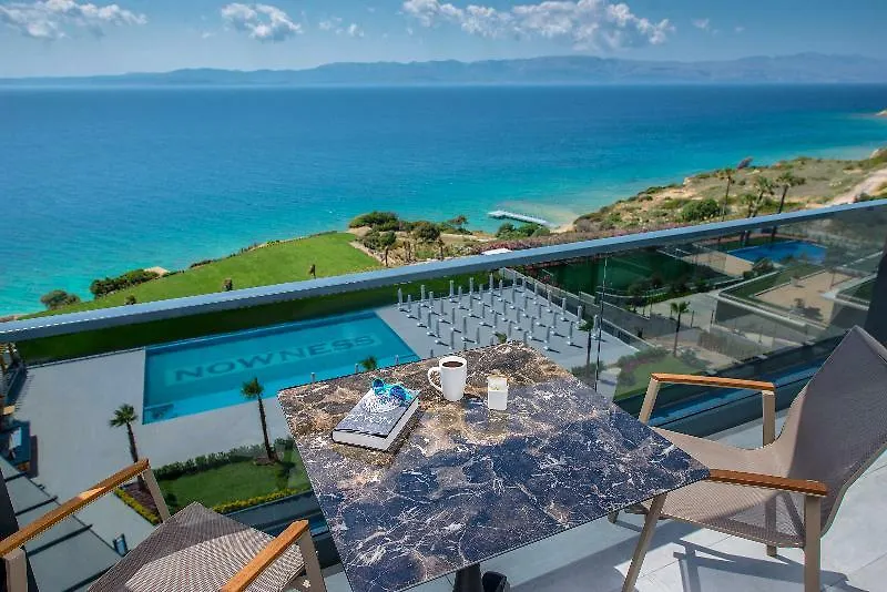 The Nowness Hotel Izmir 5*,